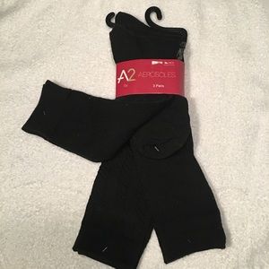 NWT 3 pairs of black A2 by Aerosoles socks